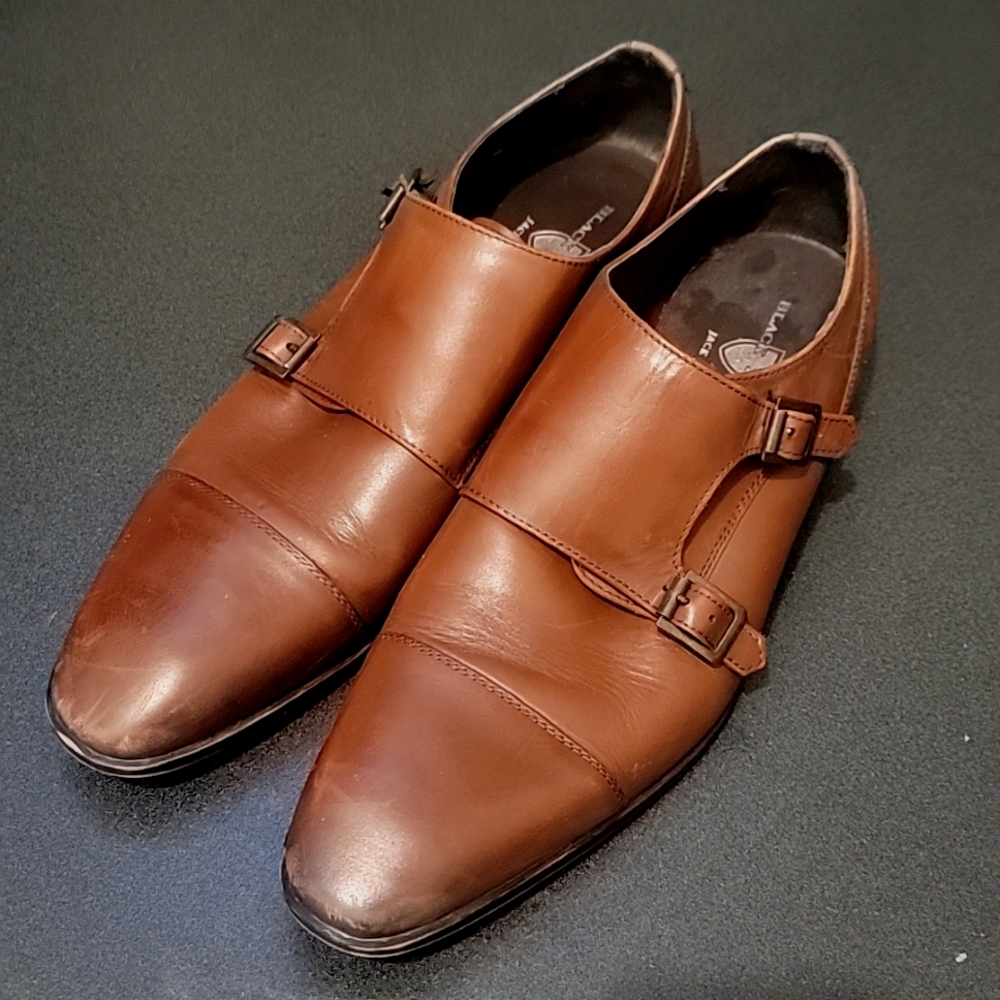 Brown dress shoes